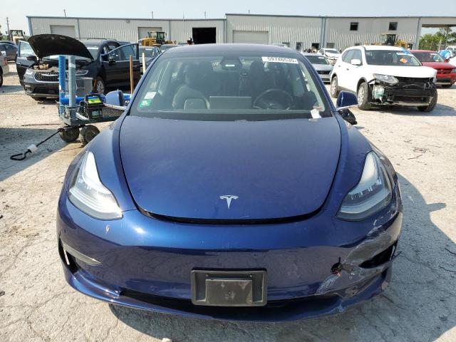 5YJ3E1EA0JF030883 - 2018 TESLA MODEL 3 Синій фото 5