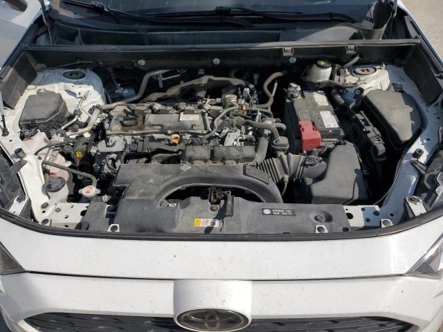 2T3W1RFV3MC110655 - 2021 TOYOTA RAV4 XLE WHITE photo 12