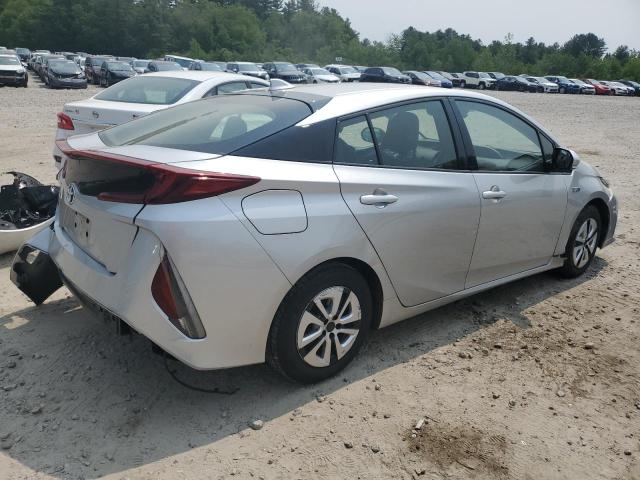 JTDKARFP8J3076709 - 2018 TOYOTA PRIUS PRIM Srebrny zdjęcie 3