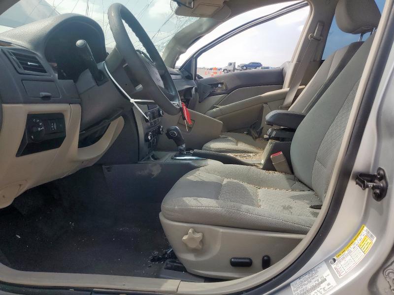 3FAHP0HG4BR322455 - 2011 FORD FUSION SE SILVER photo 7