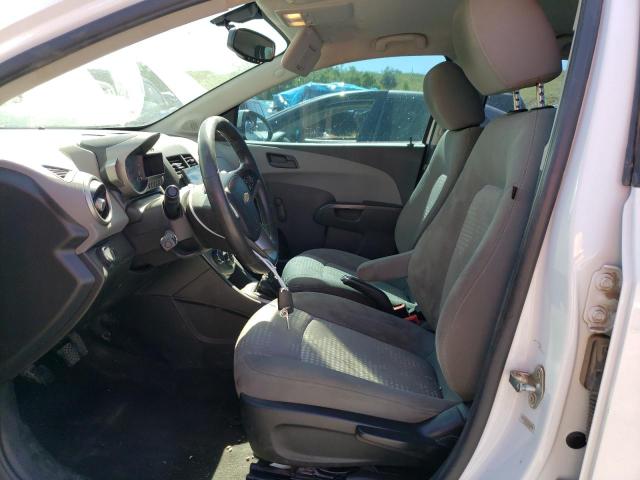 1G1JB5SH2F4110959 - 2015 CHEVROLET SONIC LS თეთრი ფოტო 7