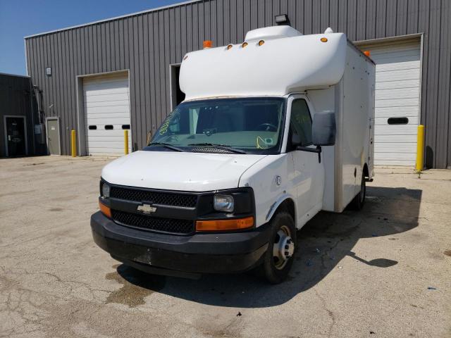 1GBJG31U471206370 - 2007 CHEVROLET G3100 WHITE photo 1