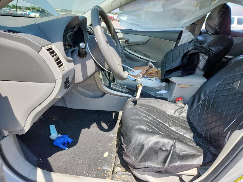 1NXBU4EE6AZ299475 - 2010 TOYOTA COROLLA BASE SILVER photo 7