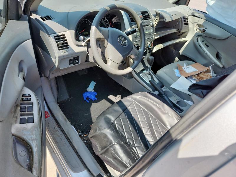 1NXBU4EE6AZ299475 - 2010 TOYOTA COROLLA BASE SILVER photo 8