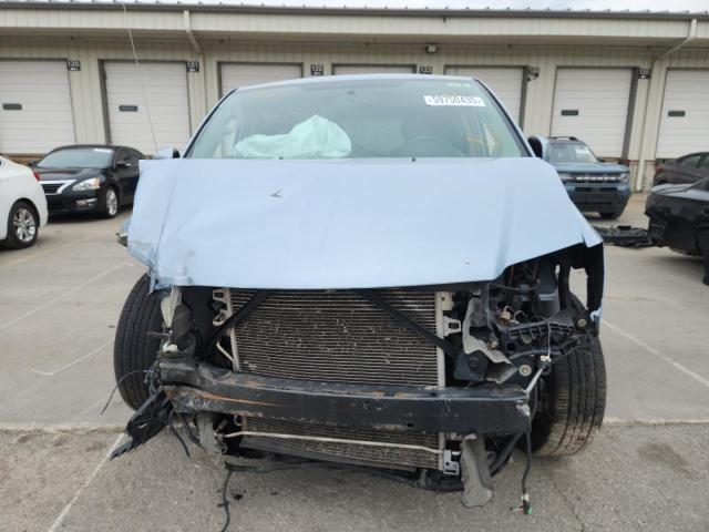 2C4RC1BGXDR720299 - 2013 CHRYSLER TOWN & COU TOURING 蓝色 照片 5