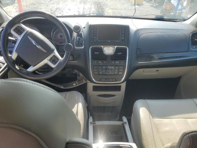 2C4RC1CG1DR625564 - 2013 CHRYSLER TOWN & COU TOURING L SILVER photo 8