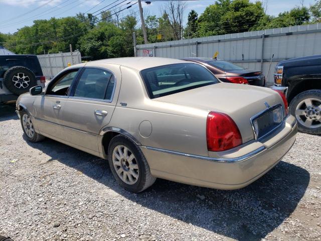 1LNHM82V36Y638165 - 2006 LINCOLN TOWN CAR SIGNATURE LIMITED GOLD photo 2