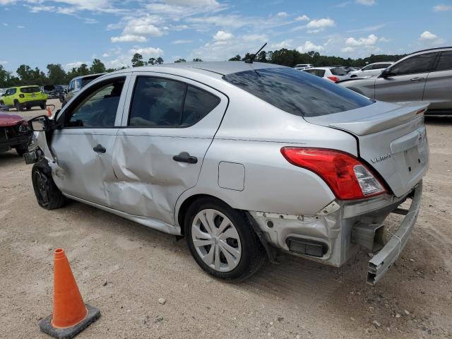 3N1CN7AP1JL801630 - 2018 NISSAN VERSA S SILVER photo 2