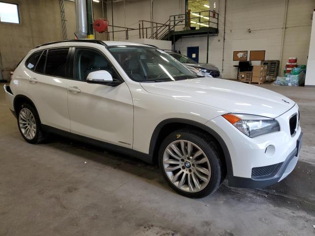 WBAVL1C59EVY22135 - 2014 BMW X1 XDRIVE28I WHITE photo 4