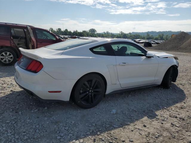 1FA6P8TH2F5384189 - 2015 FORD MUSTANG WHITE photo 3