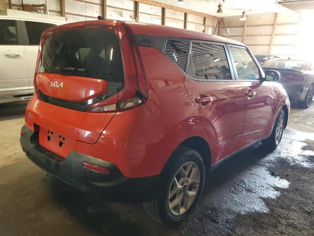 KNDJ23AU8N7158389 - 2022 KIA SOUL LX RED photo 3