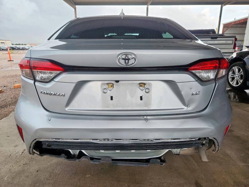 JTDEPMAE5NJ199275 - 2022 TOYOTA COROLLA LE Silber Foto 6