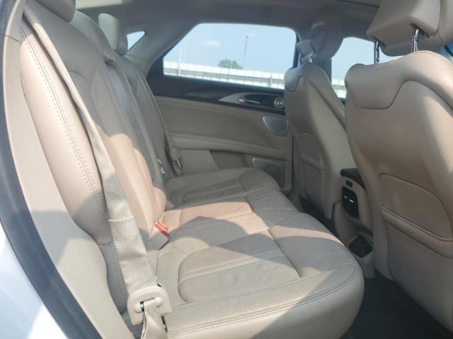 3LN6L5E9XHR610064 - 2017 LINCOLN MKZ RESERVE თეთრი ფოტო 10