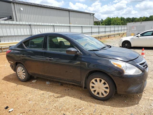 3N1CN7AP4HL860102 - 2017 NISSAN VERSA S BLACK photo 4