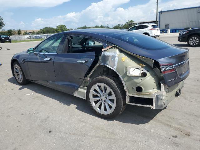 5YJSA1E27JF259576 - 2018 TESLA MODEL S Boz foto 2