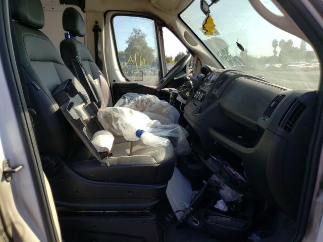3C6TRVAG3KE565839 - 2019 RAM PROMASTER 1500 STANDARD WHITE photo 5
