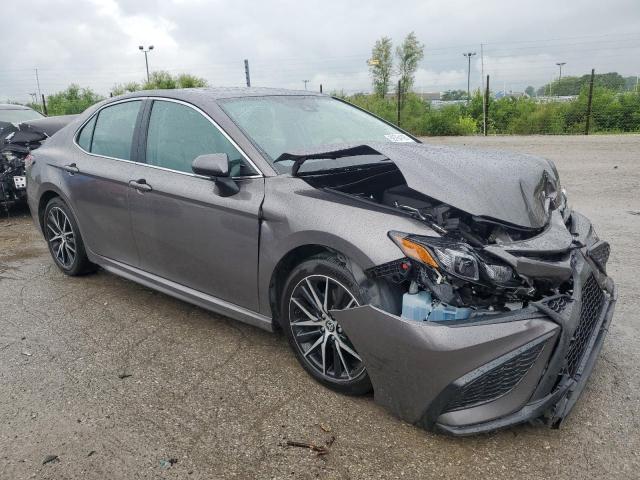 4T1G11BK7RU112196 - 2024 TOYOTA CAMRY SE NIGHT SHADE GRAY photo 4