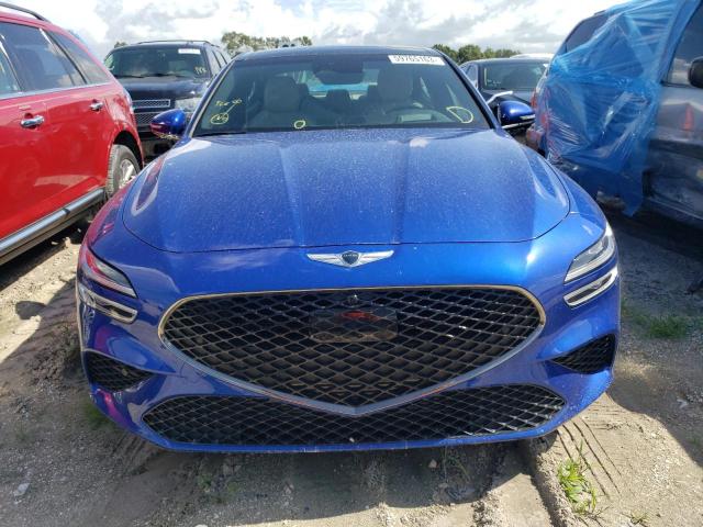 KMTG54TE9NU090300 - 2022 GENESIS G70 BASE BLUE photo 5