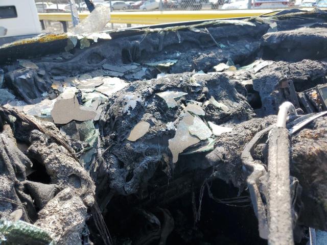 1G11C5SL2FF194500 - 2015 CHEVROLET MALIBU 1LT 烧焦的 照片 9