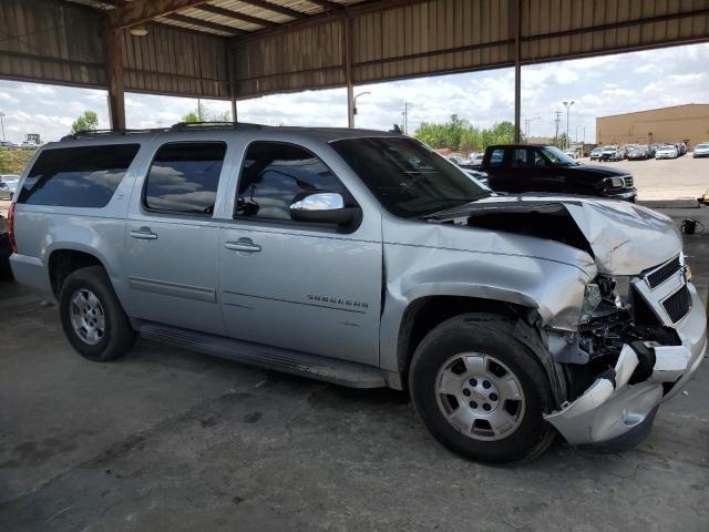 1GNSCJE00DR266822 - 2013 CHEVROLET SUBURBAN C1500 LT SILVER photo 4