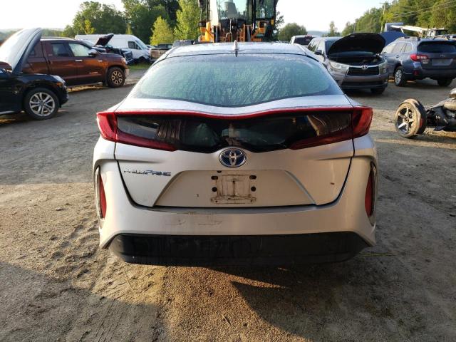 JTDKARFP2H3033848 - 2017 TOYOTA PRIUS PRIM 银色 照片 6