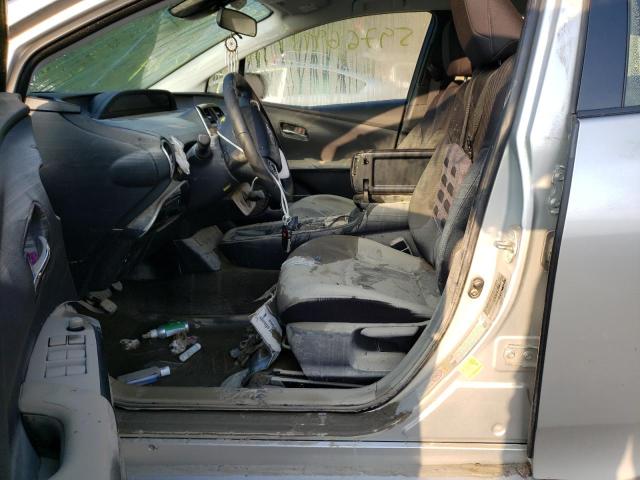 JTDKARFP2H3033848 - 2017 TOYOTA PRIUS PRIM 银色 照片 7