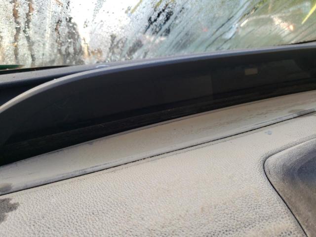 JTDKARFP2H3033848 - 2017 TOYOTA PRIUS PRIM 银色 照片 9