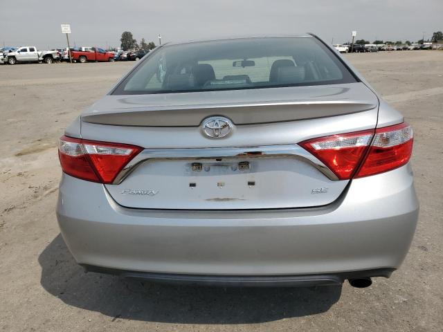 4T1BF1FK5GU241685 - 2016 TOYOTA CAMRY LE SILVER photo 6