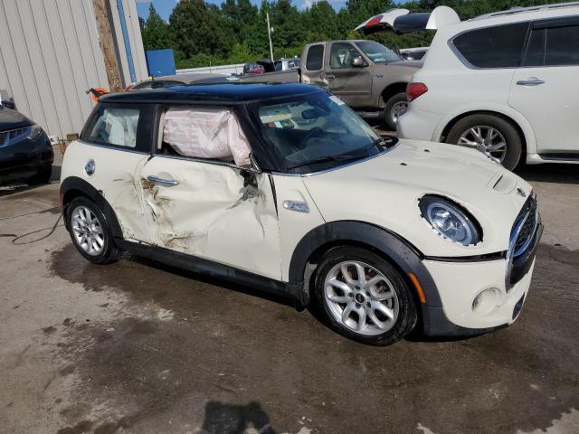 WMWXR5C01L2L49526 - 2020 MINI COOPER S CREAM photo 4