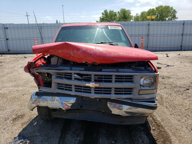 1GNEC16R8XJ467607 - 1999 CHEVROLET SUBURBAN C1500 RED photo 5