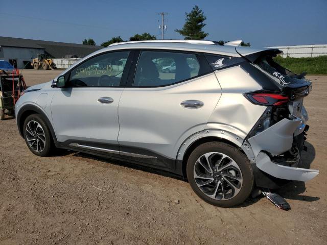 1G1FZ6S06N4116179 - 2022 CHEVROLET BOLT EUV PREMIER SILVER photo 2