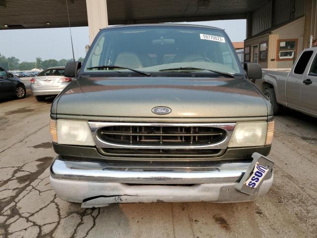 1FMRE11L02HB17178 - 2002 FORD ECONOLINE E150 WAGON GREEN photo 5