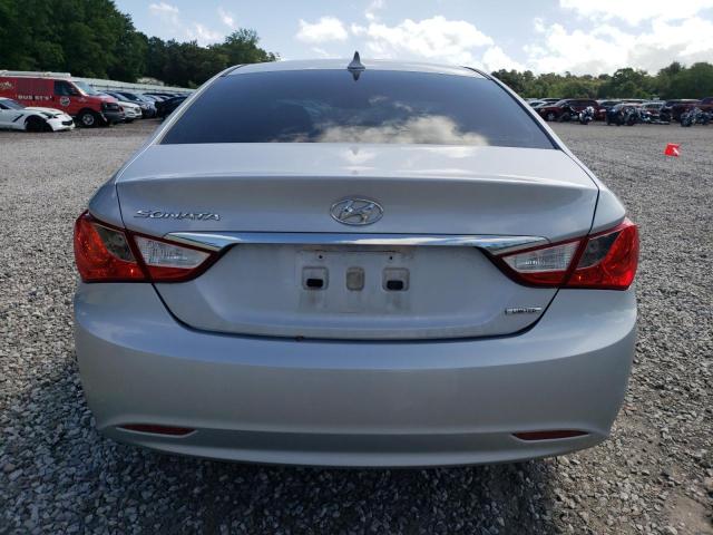 5NPEC4AC5BH133257 - 2011 HYUNDAI SONATA SE SILVER photo 6