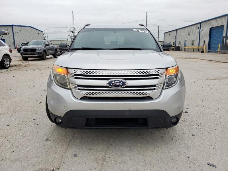 1FMHK8D81BGA32778 - 2011 FORD EXPLORER XLT SILVER photo 5