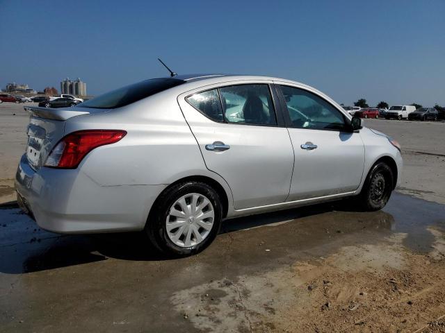 3N1CN7AP6KL839064 - 2019 NISSAN VERSA S Gümüş fotoğraf 3