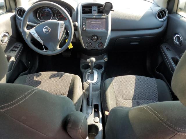 3N1CN7AP6KL839064 - 2019 NISSAN VERSA S Gümüş fotoğraf 8