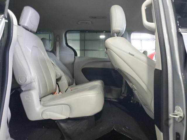 2C4RC1EG5JR103397 - 2018 CHRYSLER PACIFICA TOURING L PLUS GRAY photo 11