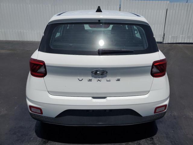 KMHRB8A37MU096518 - 2021 HYUNDAI VENUE SE WHITE photo 6