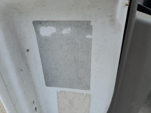 1GCFG15X981129944 - 2008 CHEVROLET EXPRESS WHITE photo 12