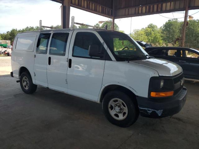 1GCFG15X981129944 - 2008 CHEVROLET EXPRESS WHITE photo 4