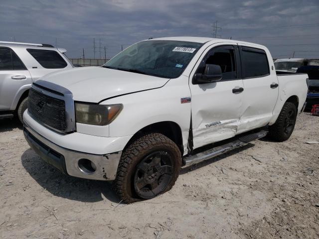 5TFDW5F1XDX277619 - 2013 TOYOTA TUNDRA CREWMAX SR5 WHITE photo 1