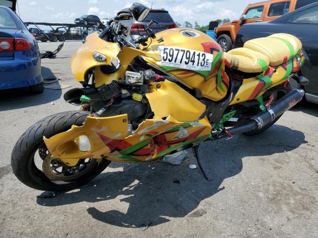 JS1GW71A862106877 - 2006 SUZUKI GSX1300 R YELLOW photo 2