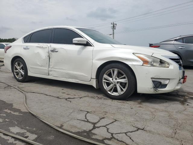1N4AL3AP2FC200013 - 2015 NISSAN ALTIMA 2.5 WHITE photo 4
