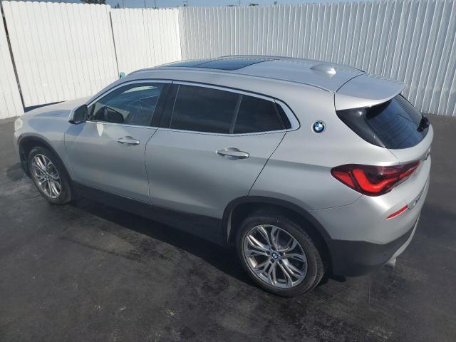 WBXYJ1C0XN5T90264 - 2022 BMW X2 XDRIVE28I SILVER photo 2