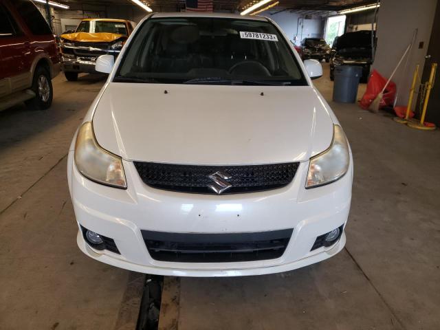 JS2YA5A50B6301025 - 2011 SUZUKI SX4 WHITE photo 5