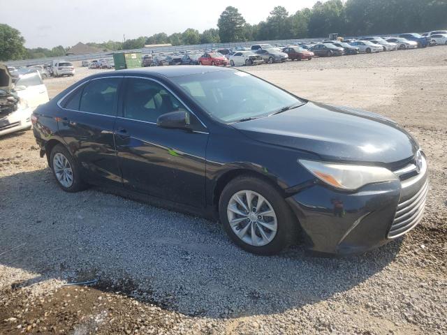 4T1BF1FK6HU397249 - 2017 TOYOTA CAMRY LE ნაცრისფერი ფოტო 4