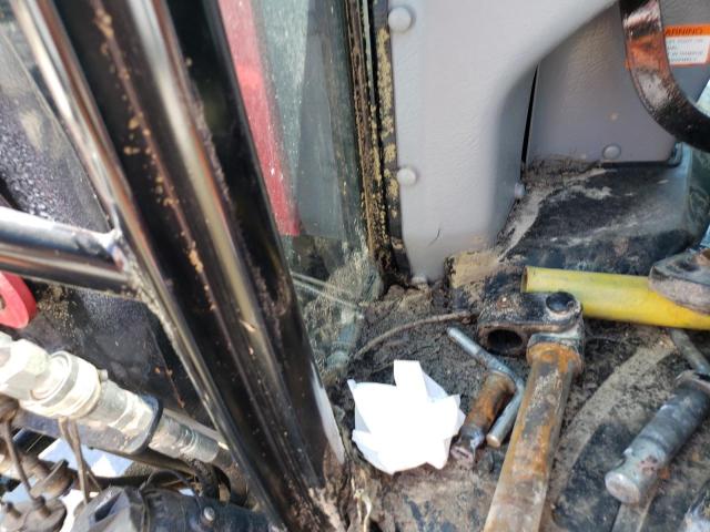 MU4C2933 - 2019 MAHINDRA AND MAHINDRA RETRIEVER 红色 照片 9