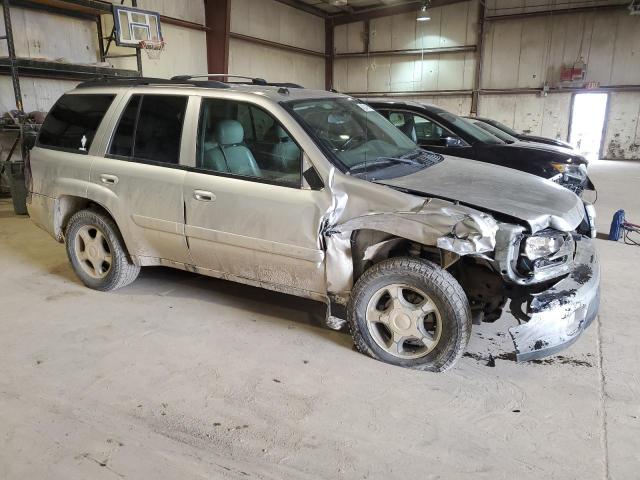 1GNDT13S752359263 - 2005 CHEVROLET TRAILBLAZR LS SILVER photo 4