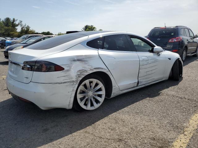 5YJSA1E26HF192222 - 2017 TESLA MODEL S თეთრი ფოტო 3