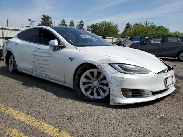 5YJSA1E26HF192222 - 2017 TESLA MODEL S თეთრი ფოტო 4